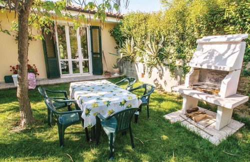 Montegranaro House | Nice home in Montegranaro -FM-