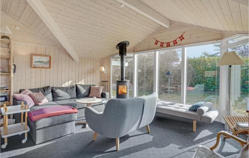 Hoensinge House | Nice Home In Nykøbing Sj With Kitchen