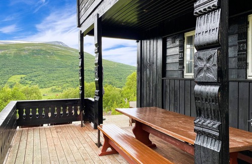 Oppdal House | Nice home in Oppdal with sauna