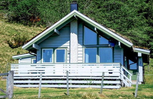 Oystese House | Nice home in øystese with sauna