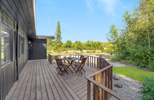 Ronbjerg House | Nice home in Roslev with kitchen