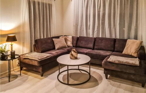 Bamble House | Nice Home In Stathelle With Kitchen