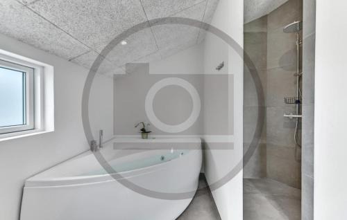 Skaven Strand House | Nice Home In Tarm With Sauna