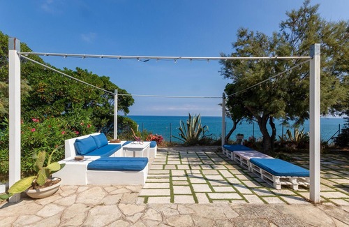 Trani House | Nice home in Trani with house sea view