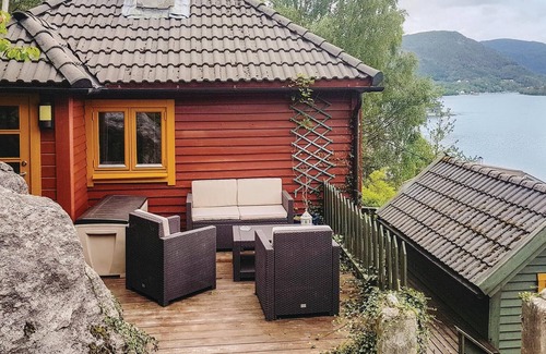 Kvinnherad House | Nice home in Valen with WiFi