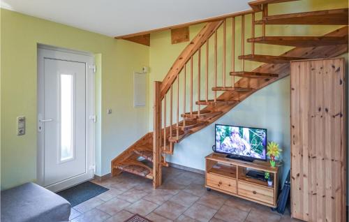 Wohlenberg House | Nice Home In Wohlenberg With Kitchen