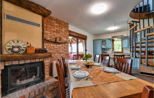 Medimurje House | Nice Home In Zelezna Gora With Sauna