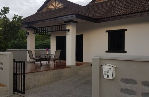 Khuekkhak House | Nice house in Khao lak, proximity to shopping, swimming, restaurants and nature!
