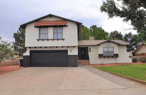 Santa Teresa House | NICE HOUSE NEAR I10 4 BEDROOMS 9PPL