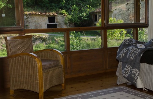 Buelles Cottage | NICE HOUSE WITH GARDEN BETWEEN THE MOUNTAINS AND THE SEA