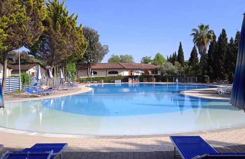 Viareggio House | Nice mobile home, with veranda, on the family camping Paradiso