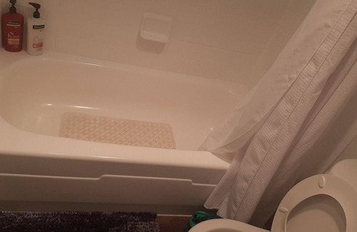 West End Apartment | Nice one bedroom apartment.