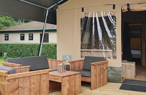Municipality of Langedijk House | Nice safari tent near recreation area