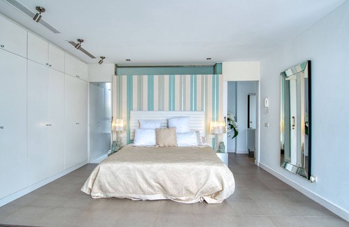Costa Adeje Villa | Nice Villa 4 Bedrooms with Private Terrace, Wi-Fi and Air Conditioning