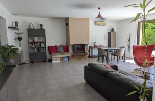 Plaine de la Brague Villa | Nice villa with private pool, 5 min walk to the beach - Antibes