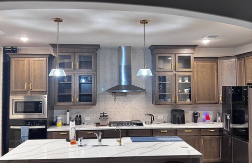 Cypress House | Nicely Cozy Room with Wi-Fi and AC in Cypress