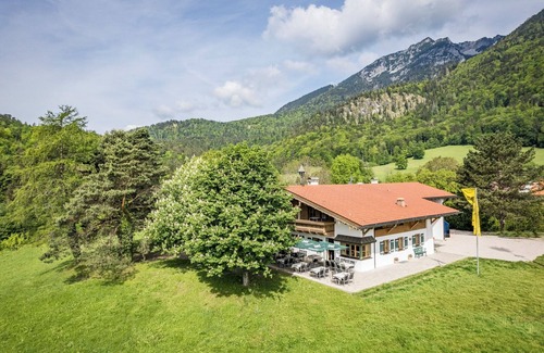 Bad Reichenhall Apartment | Niederalm log cabin