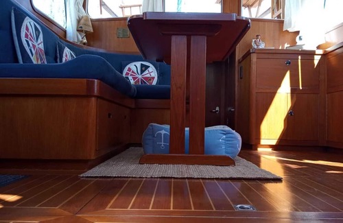 Pinhao Boat Rental | Night Experience on a Yacht in the Heart of the Douro Valley