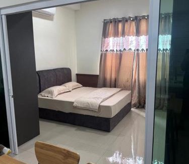 Nilai Apartment | NILAI HOMESTAY ROOFTOP SKYWALK at MESAHILL PREMIER by STAY COZY