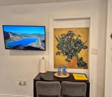 Guelph Apartment | Nimo Homestay , New Entire Studio Apartment Guelph