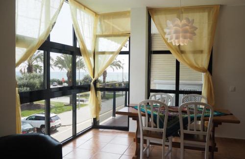 Pineda de Mar Apartment | NINFA Apartamento con balcón ideal familias con vistas al mar
