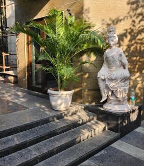 DLF Phase 3 Villa | Nivasa Villa - 5 BHK Triplex House Near Cyberhub