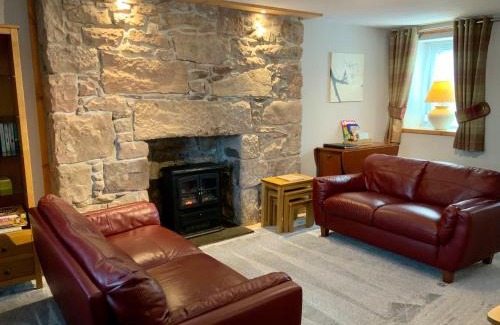 Inverness Apartment | No 10 The Cottage
