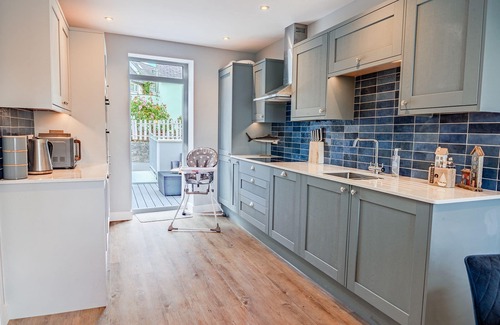 Beaumaris House | No. 66 - Stylish Pet-Friendly Cottage in Beaumaris