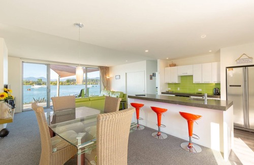 Mapua Apartment | No1, Water front relaxation