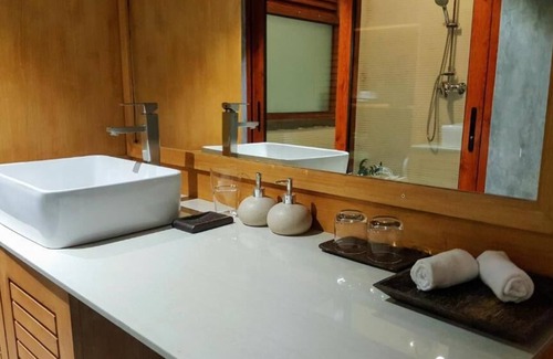 Nolhivaranfaru House | Nolhi Escape