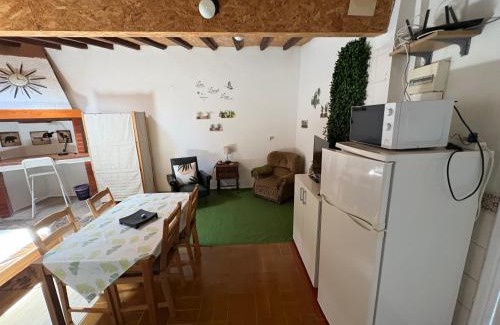 Algueirao - Mem Martins Apartment | NomadHut
