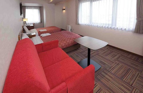 Higashimurayama Hotel | Nonsmoking Deluxe Twin Parking Separate fee 550 yen per car tax included/Higashimurayama Tokyo