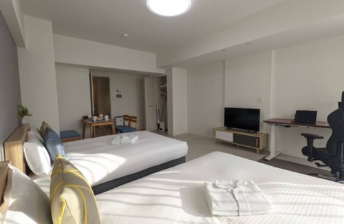 Tennoji Hotel | Nonsmoking High floor 2 double beds with desk/Osaka Ōsaka