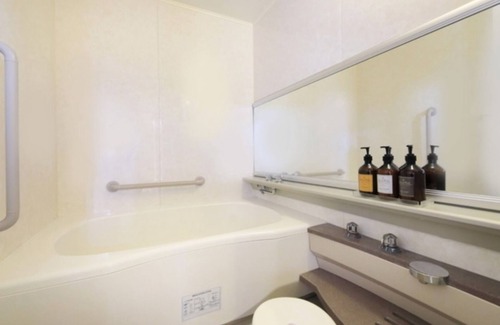Yudanaka Shibu Onsen Hotel | Nonsmoking Japanesestyle room with openair bath Biyunoma River view Room only /Shimotakaigun Nagano