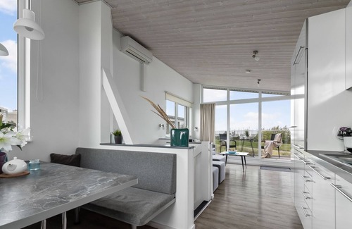 Wendtorfer Strand House | Nordlicht - good facilities, best sea view, large garden, whirlpool, bike port