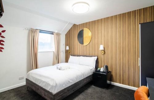 Sheffield House | Norfolk Heritage Park Rooms - Sheffield
