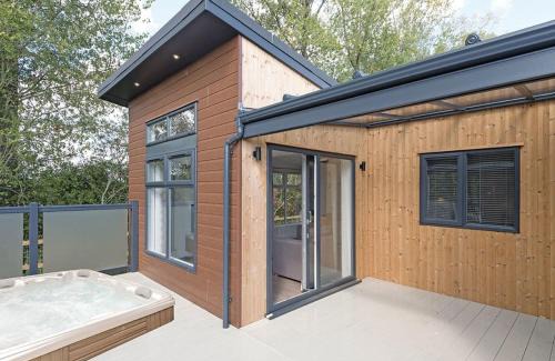 Pentney Resort | Norfolk Woods Resort And Spa