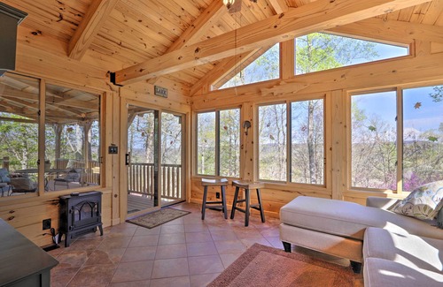 Rock Harbor House | Norris Lake Area Home w/Spacious Deck + View!