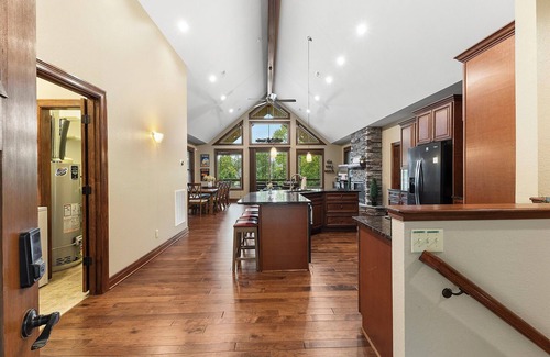 Jacksboro House | Norris Lakefront Retreat! King Suites, Large private dock, Firepit, Great Views