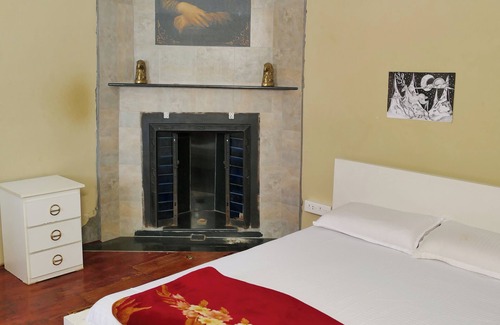 Ooty Villa | NORSUSTAY a villa with a view of Ooty valley, Pet Friendly