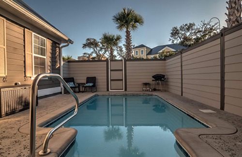 Windy Hill House | North Beach Resort Home w/Private Pool & Resort Amenities!
