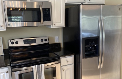 Windy Hill House | North Beach Resort Townhouse - pools, hot tubs & beach. A family paradise!