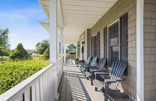 Town of Southold Town House | North Fork Escape: Spacious, Stylish, Serene Yard