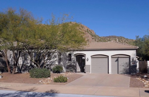 Tramonto House | North Phoenix oasis with heated saltwater pool.