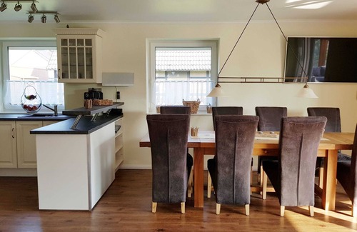 Friedrichskoog-Spitze House | North Sea beach holiday home
