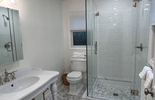 Locust Valley Cottage | North Shore Cottage