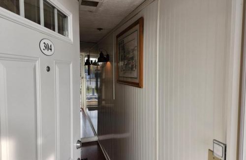 Traverse City House | North Shore Inn TC 304