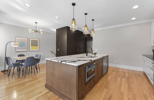North Chattanooga House | North Shore New Townhome ~ Prime Location
