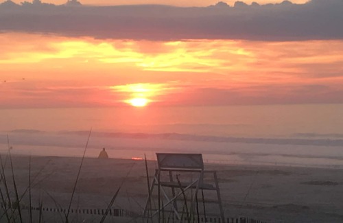Cape May - Wildwood Cottage | North Wildwood Beach Cottage 3 blocks to beach and boardwalk