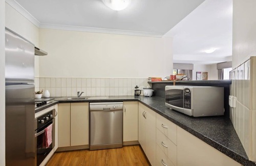 Northbridge Apartment | Northbridge Exclusive Guest Nest